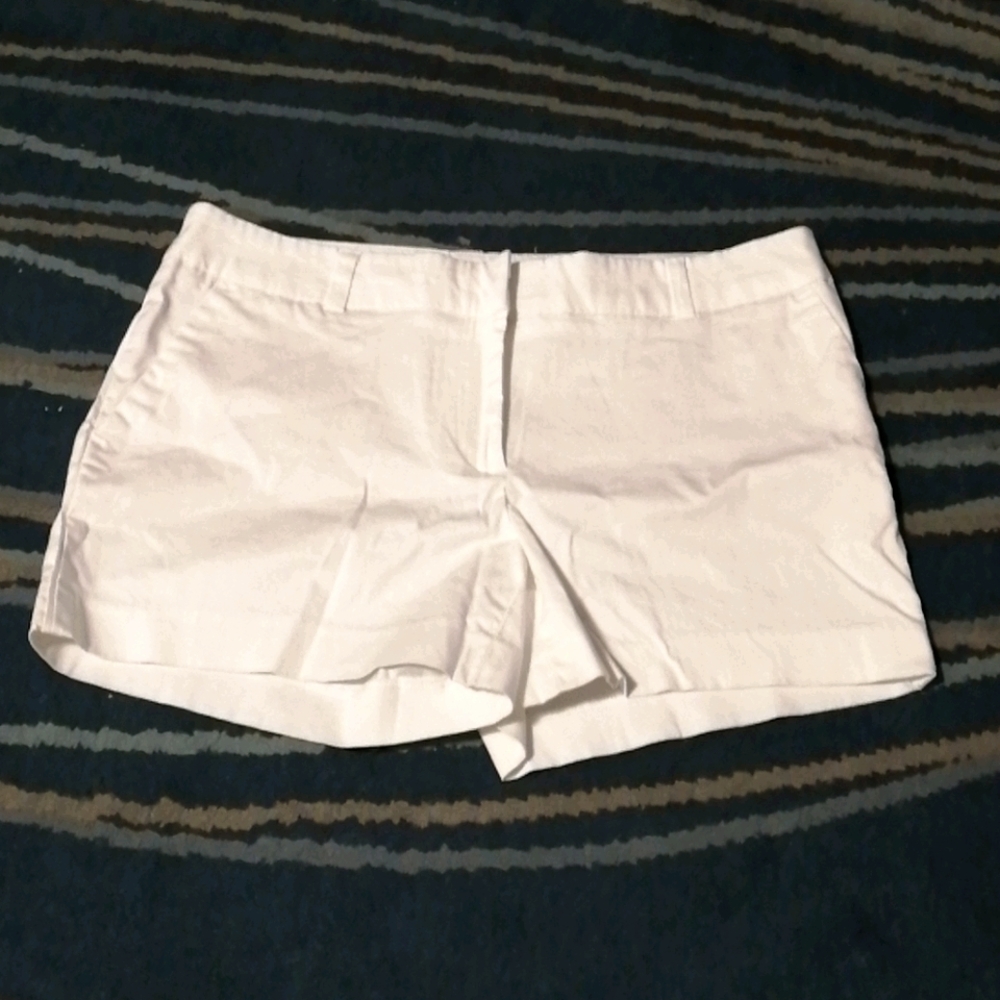 NWOT RW&Co. White shorts